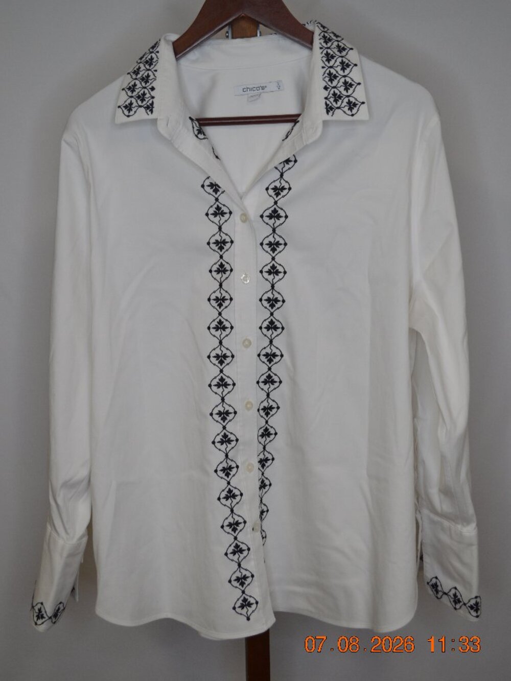 Chico's Women's Size 3 (US XL) White Black Floral Collared Button Down